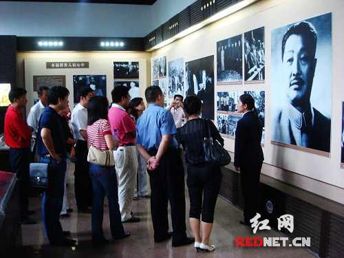 հ������