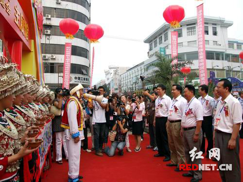 ʡ���I(l��ng)��(d��o)���^���[��չ�^